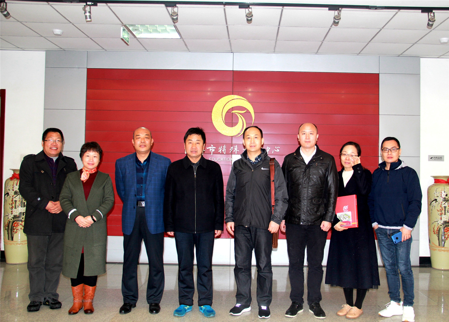 廣東佛山啟聰學(xué)?？疾靾F(tuán)來(lái)校參觀(guān)調(diào)研