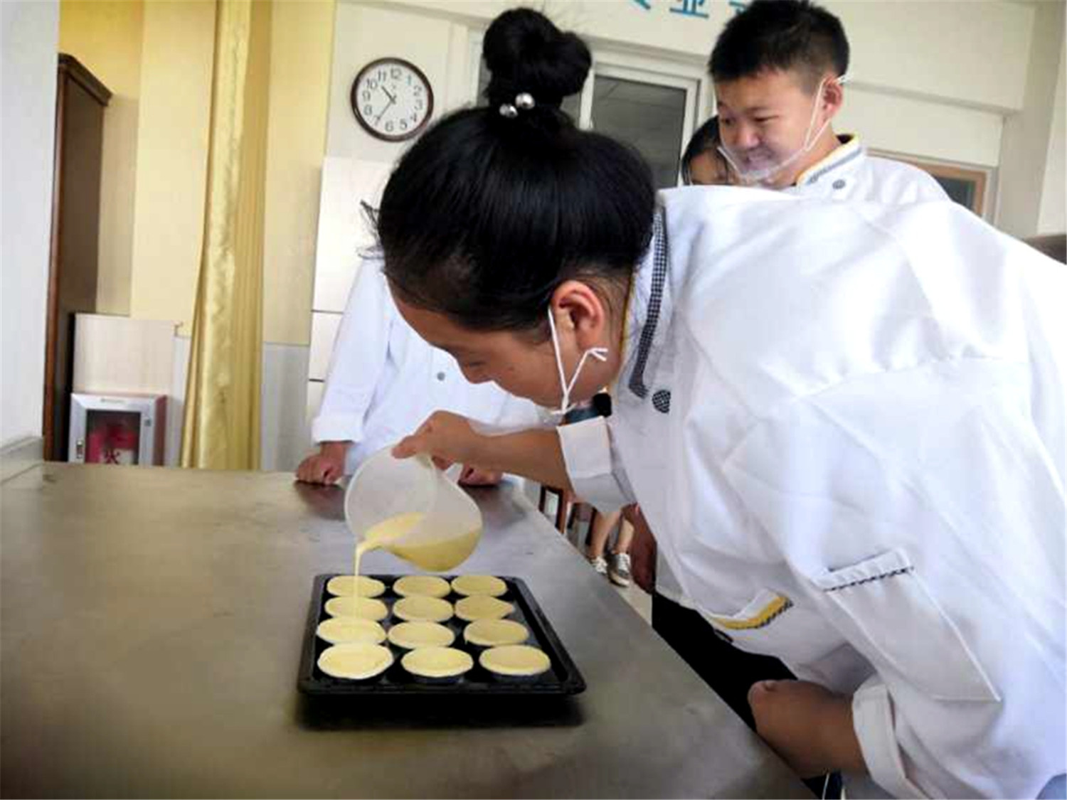 市特教中心舉行“展學(xué)藝、慶黨建”活動