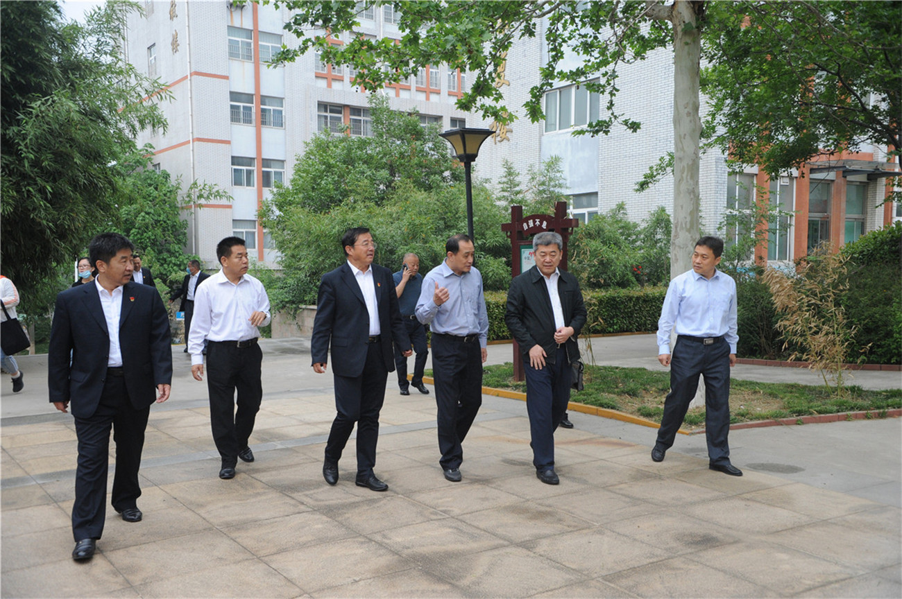 關(guān)愛殘疾兒童，讓愛灑滿校園
