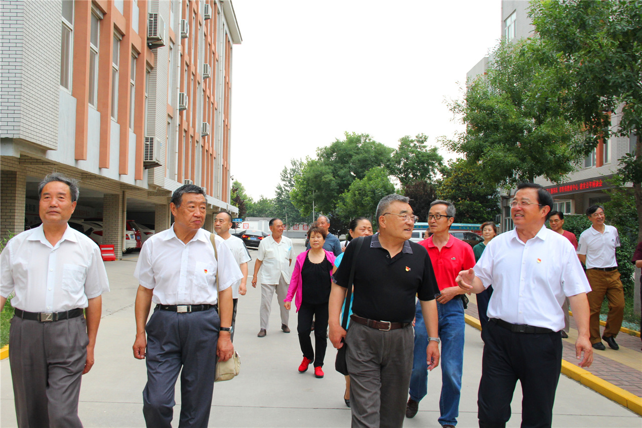 智慧園丁志愿服務(wù)隊與淄博市特殊教育中心聯(lián)合舉辦“慶祝建黨一百周年座談會”