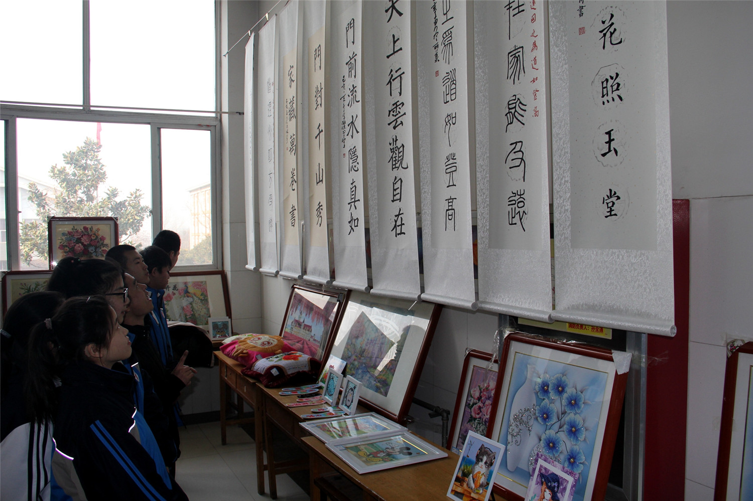 市特教中心舉辦“墨香特教情 文明伴我行”迎新年書(shū)法學(xué)習(xí)