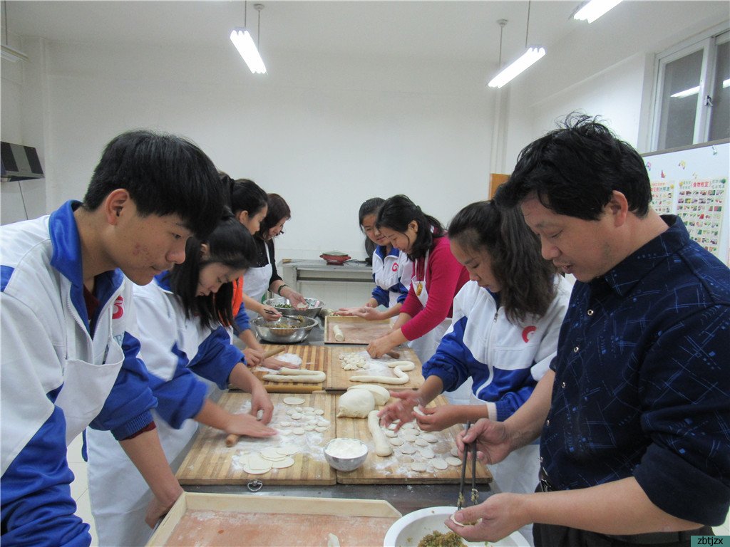 相約冬至節(jié)，彰顯團(tuán)隊(duì)情