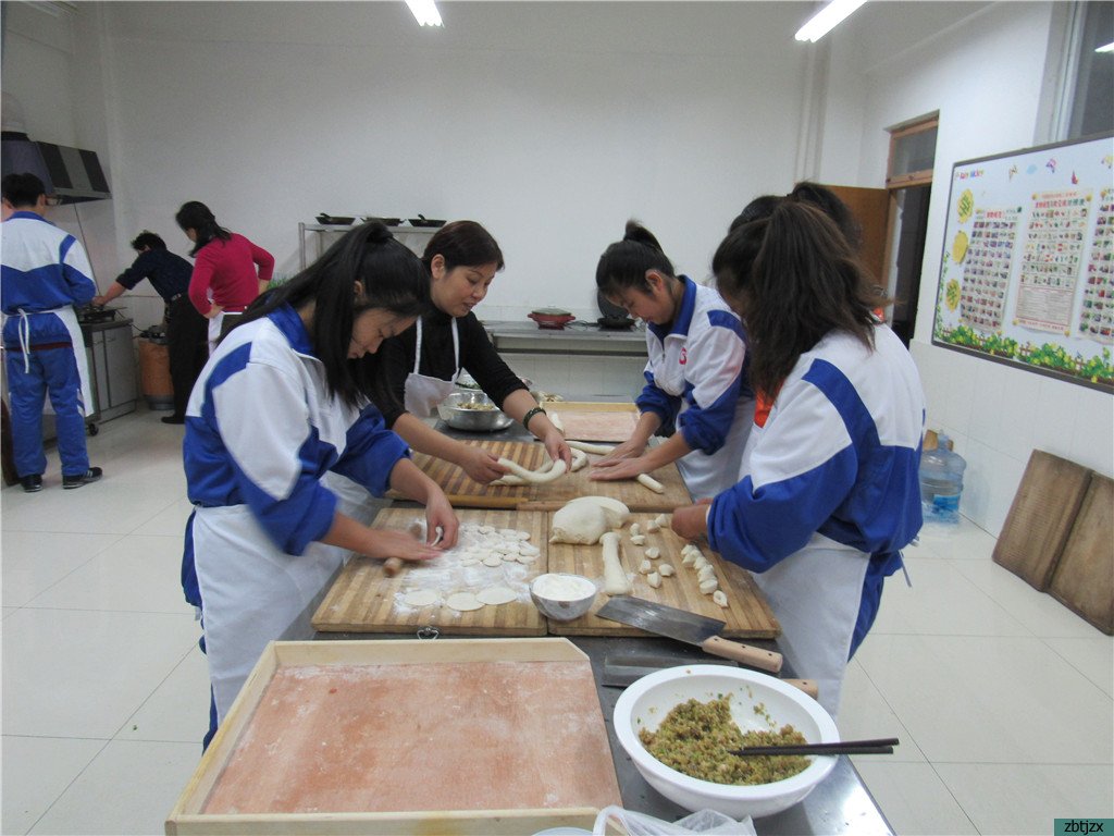 相約冬至節(jié)，彰顯團(tuán)隊(duì)情