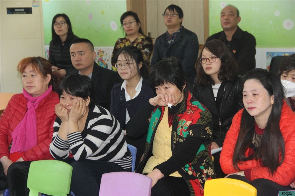 全國(guó)愛耳日，關(guān)注兒童聽力健康