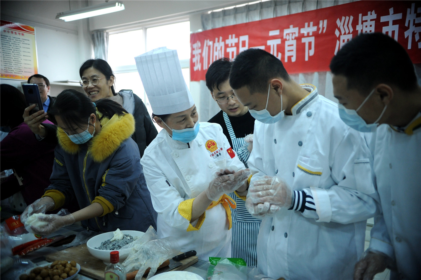 正月元宵年年圓，家風(fēng)家訓(xùn)代代傳