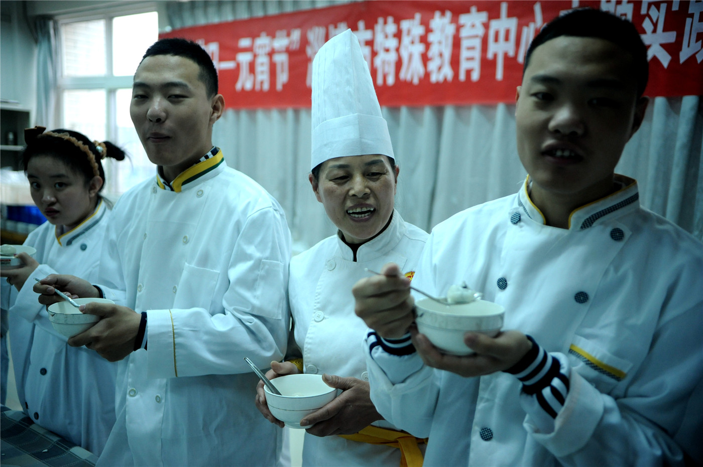 正月元宵年年圓，家風(fēng)家訓(xùn)代代傳