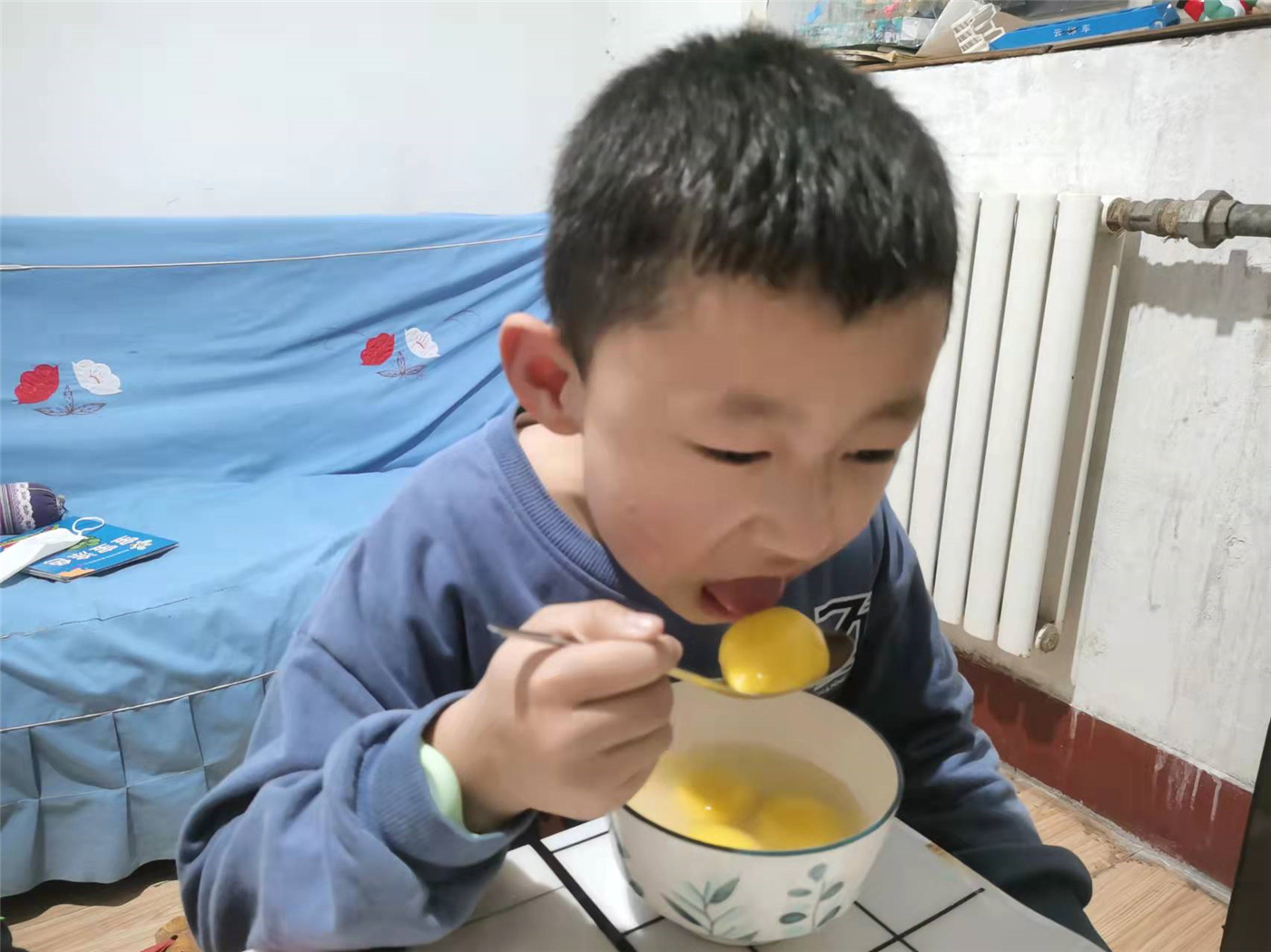 賞花燈，吃湯圓，歡天喜地鬧元宵